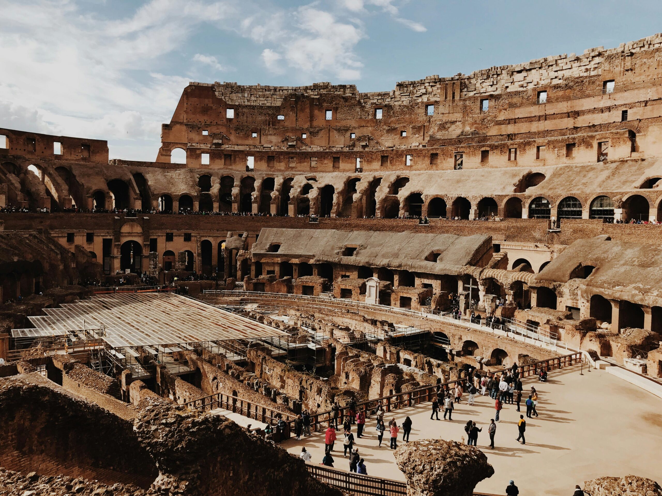 Colosseum & Roman Forum Tour (with arena)